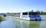 KFGS Emerald Sun, Heckansicht, am Anleger in Breisach am Rhein, Juni 2024