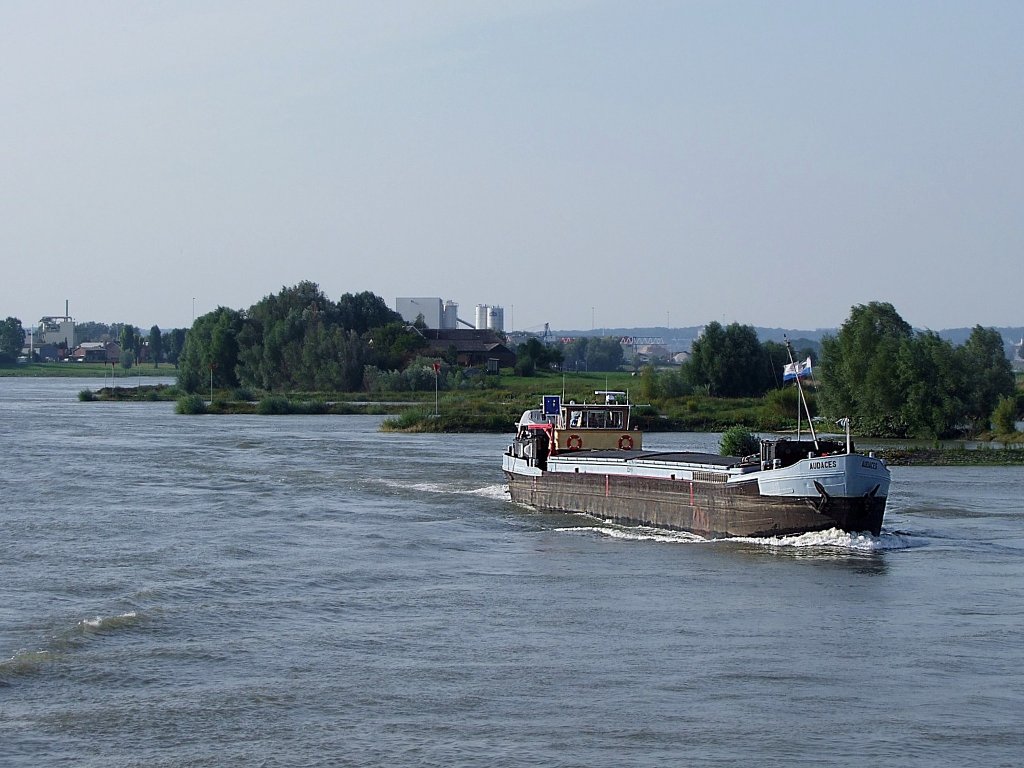 AUDACES im Bereich Pannerdensch-Kanaal;100906