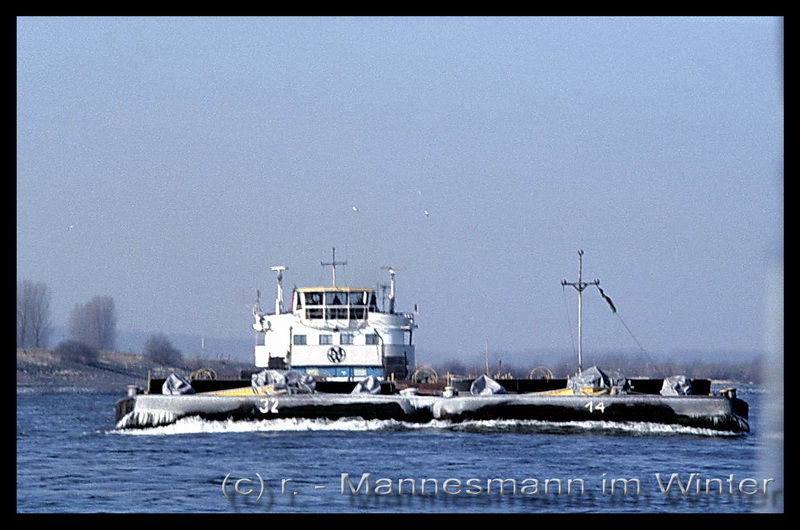 Mannesmann Schubverband im Winter. 