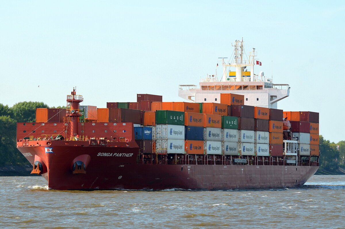 Die SONGA PANTHER IMO-Nummer:9947732 Flagge:Liberia Länge:172.0m Breite:29.0m Baujahr:2023 Bauwerft:Huanghai Shipbuilding,Weihai China beim einlaufen nach Hamburg aufgenommen am 01.09.24