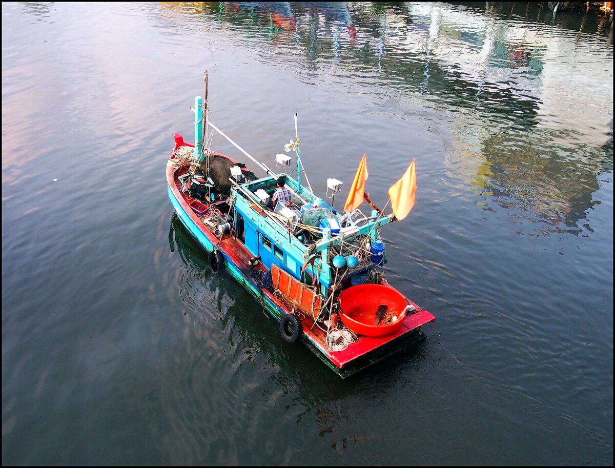 Vietnamesische Fischerboote im Hafen Duo Duong auf der Insel Phu Quoc 12.2.2025.