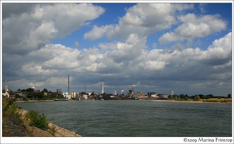 Der Rhein bei Krefeld-Uerdingen