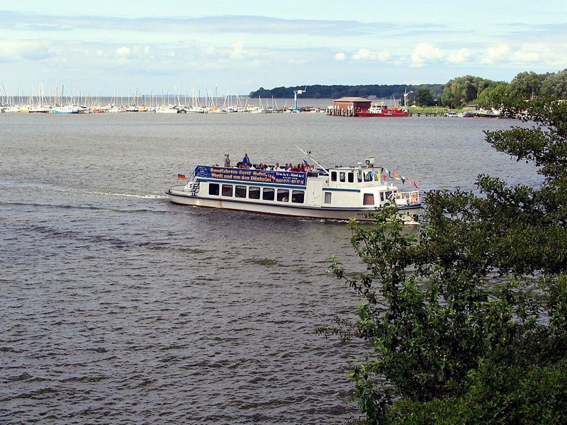 Hafenrundfahrt mit einem Motorschiff