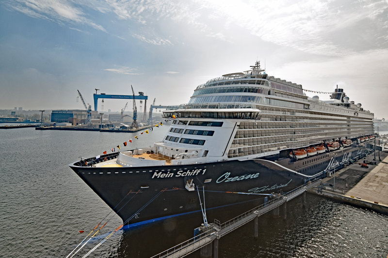 Mein Schiff 1 Am 2942018 Am Ostseekai In Kiel