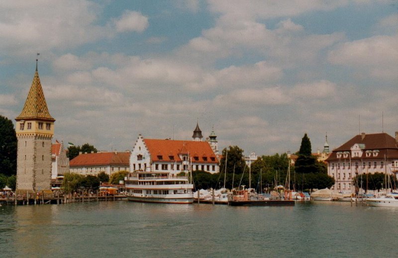 Teilansicht der Hafenanlage Lindau