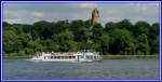 MS Stadt Potsdam auf der Havel. Im Hintergrund der Park von Schloss Babelsberg mit dem Flatowturm. Foto:24.05.2008