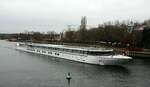 KFGS  ELBE PRINCESSE II  (20000001 , 101,42 x 10,63m) am 07.02.2025 auf der  HAVEL in Berlin-Spandau , Höhe Südhafen , auf Bergfahrt.