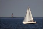 Die CONCORDE segelt am 31.08.2016 auf der Außenweser. Im Hintergrund ist der sogenannte Kormoranturm zu sehen.