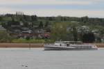 URh-Schiff  MS Schaffhausen  auf dem Weg von Schaffhausen nach Kreuzlingen vor Triboltingen TG (29.04.2012)