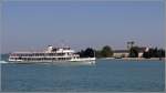 Die 1935 gebaute BADEN steuert am 10.07.2015 Friedrichshafen an. Sie ist 53 m lang, 10 m breit und bietet max. 650 Personen Platz. Heimathafen ist Konstanz.