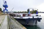 GMS Rena, liegt im Rheinhafen Breisach, L=105m, Tonnage 2750t, 1250PS, Baujahr 1987, gemeldet in Edingen am Neckar, Okt.2024