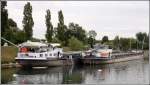 Die Frachtschiffe ELITHE (2316296) und METANOIA (2315217) liegen am 11.08.2008 im Hafen von Breisach.