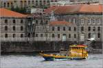 Die 2013 gebaute CATARINA DO DOURO (Portugiesisches Kennzeichen: P-242-AL) ist eines der vielen typischen Fahrgastschiffe auf dem Douro in Porto und Vila Nova de Gaia. Sie ist 25 m lang, 6 m breit und bietet 137 Passagieren Platz. 02.05.2015