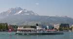 DS  Gallia  vor Luzern mit dem Pilatus im Hintergrund (03.05.2009)