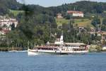 DS  Uri  auf dem Weg nach Luzern. Im Hintergrund das Kloster St. Anna auf dem Gerlisberg (10.08.2013)