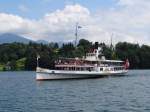 Die Dampfschiff  UNTERWALDEN  zwischen VITZNAU und Luzern