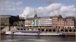 Das Theaterschiff Bremen liegt am Rande der Altstadt. 23.05.2010