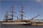 Die AMERIGO VESPUCCI ist eine als Vollschiff geriggte Fregatte. Sie wurde 1930/31 gebaut, ist 101 m lang, 15,5 m breit, hat einen Tiefgang von 6,5 m und eine Segelflche von 2.100 m. Heimathafen ist La Spezia. 25.08.2010