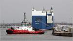 Der 2009 gebaute Schlepper RT ROB (IMO 9474905) hat dem Autotransporter JINSEI MARU beim Einlaufen und Anlegen im Kaiserhafen II in Bremerhaven assistiert. Die RT ROB ist 32 m lang, 12 m breit, hat eine Maschinenleistung von 4.680 kw und einen Pfahlzug von 84 t. Heimathafen ist Valletta (Malta). 30.03.2018