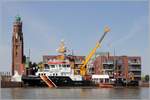 Die 2012 gebaute NORDERGRÜNDE (IMO 9641778) liegt am 24.05.2019 während des SeeStadtFestes im Neuen Hafen von Bremerhavener. Dieser Tonnenleger des WSA Weser-Jade-Nordsee ist 43,7 m lang, 10,5 m breit, hat eine GT von 499 und eine DWT von 466 t. Heimathafen ist Bremerhaven.