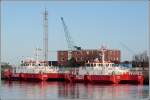 Diese beiden in SWATH-Technologie gebauten Lotsenversetzer BORKUM (IMO 8993875), Heimathafen Emden, und DUHNEN (IMO 9199945), Heimathafen Cuxhaven, lagen am 31.12.2007 im Hafen von Cuxhaven.