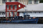 Das Tauchschiff KORMORAN (MMSI: 209832099) ist hier Anfang Juni 2024 im Hafen von Flensburg zu sehen.