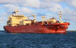 Der LGP-Tanker Navigator Gusto auf dem Seeweg von Ambes(Frankreich)nach Rostock beim Einlaufen am 04.10.2024 in Warnemünde.