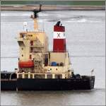 Brckenhaus und Schornsteinmarke der LADY ANTHULA H (IMO 9164811). Bremerhaven, 27.04.2013.