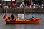 Das Lotsenversetzboot K1 KAPITÄN KÖNIG des gleichnamigen Lotsen-Stationsschiffes ist am 13.08.2015 während der Sail 2015 Bremerhaven im Neuen Hafen unterwegs. Es ist 6,30 m lang und 2,35 m lang.