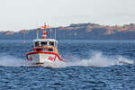 Seenotrettungsboot CASPER OTTEN vor Lauterbach.