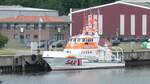 Der Seenotrettungskreuzer  HANS HACKMACK  am 03.06.24 im Hafen von Sassnitz.