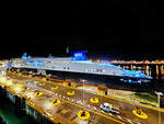 Das DFDS-Fährschiff COTE D´OPALE (IMO: 9858321) wurde 2021 gebaut und ist hier Mitte Juli 2024 im Hafen von Calais zu sehen.
