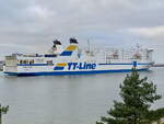 TT-Line Fähre Tinker Bell am 08. November 2024 bei der Ausfahrt aus den Hafen bei Warnemünde.


Unternehmen / Deutschland / TT-Line, Lübeck-Travemünde, Seeschiffe / Passagier- und RoRo-Frachtschiffe (Fahrzeugfähren) / T