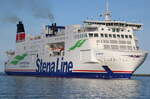 Die StenaLine Fähre Skane auf dem Seeweg von Trelleborg nach Rostock beim Einlaufen in Warnemünde.02.11.2024